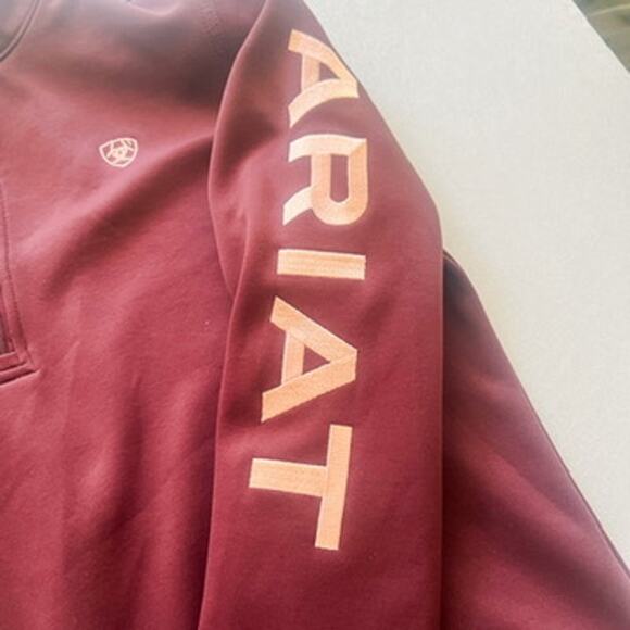 Maroon Ariat Embroidered 1/4 Zip Pullover Women's Cold Series Jacket Medium - Picture 2 of 10
